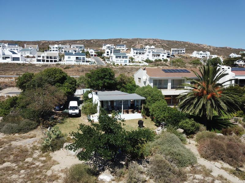 3 Bedroom Property for Sale in Hannasbaai Western Cape